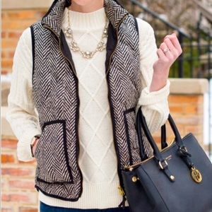 J Crew Houndstooth Thin Quilted Vest